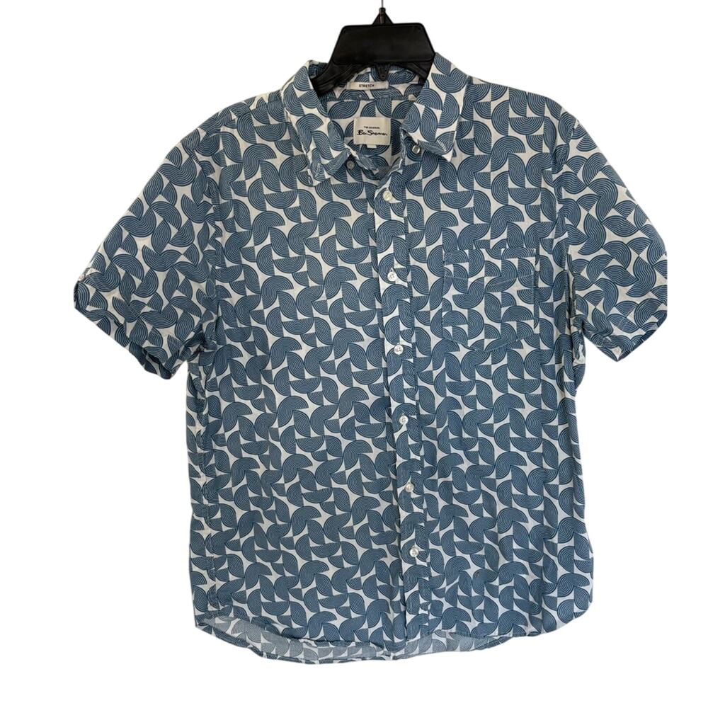 Ben Sherman Blue and White Patterned Shirt Size L